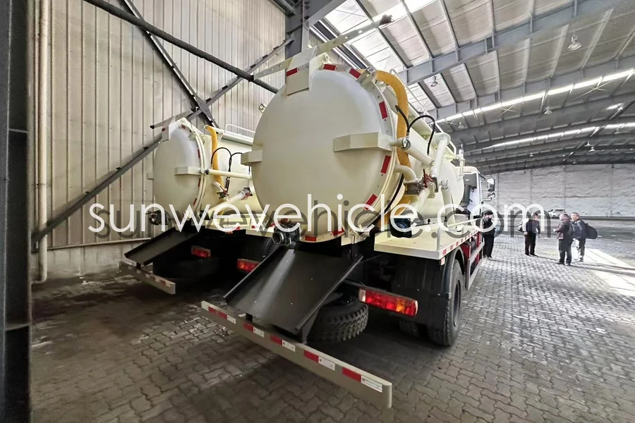 BEIBEN 4×2 10m³ 10000L Sewage Suction Truck