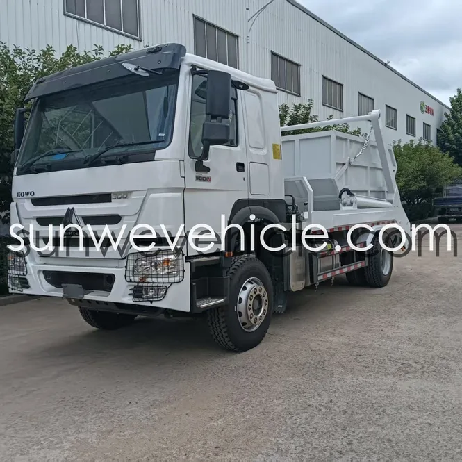 HOWO Hook Lift Garbage Truck