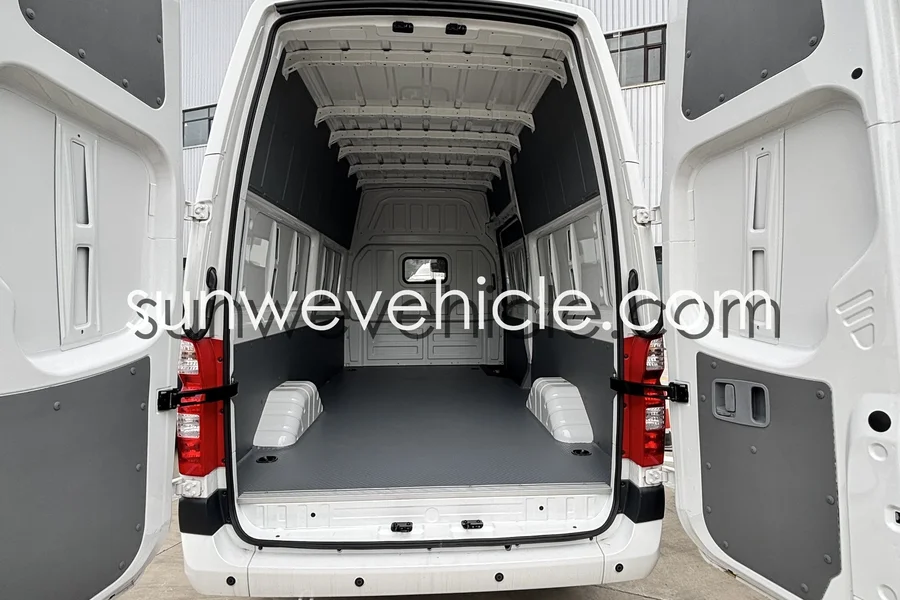 FOTON TOANO Cargo Van