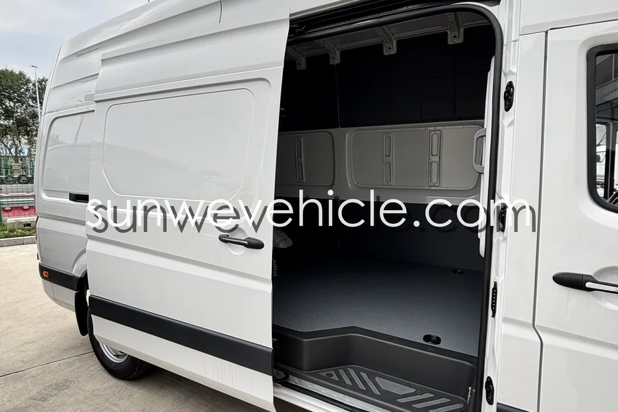 FOTON TOANO Cargo Van