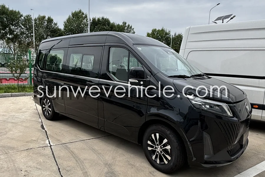 FOTON Black TOANO Truck