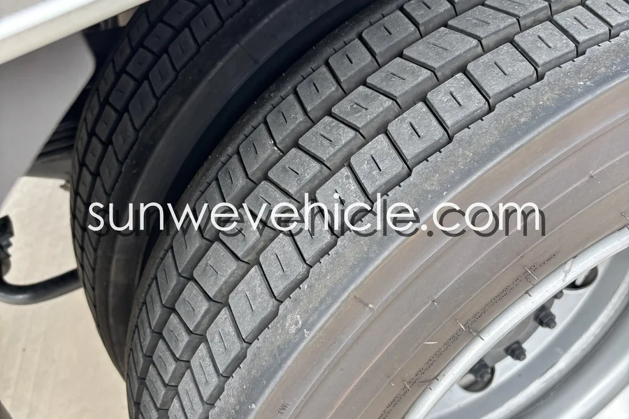 FOTON AUMARK S Box Truck