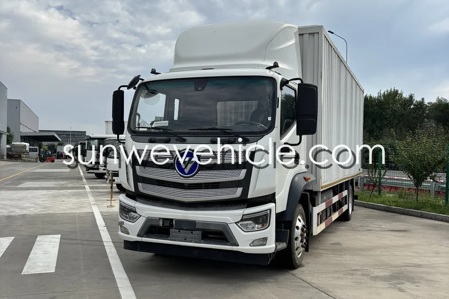 FOTON AUMARK 4x2 Box Truck