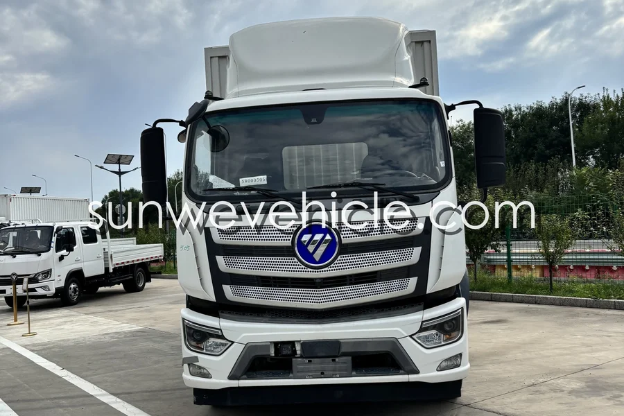 FOTON AUMARK 4x2 Box Truck