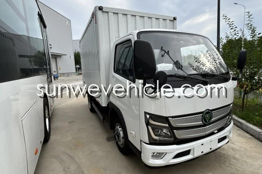 FOTON AUMARK Small Box Truck